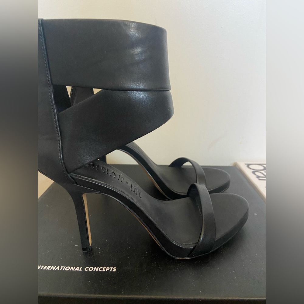 Sexy Sandal heel new